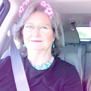 Meet your Posher, Katrina